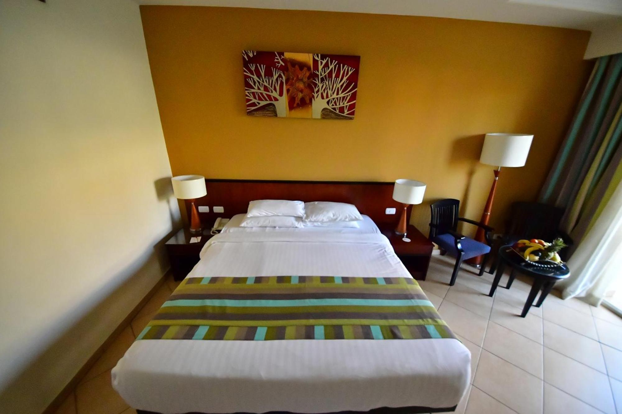 Xperience Kiroseiz Aquapark Premier-Naama Bay Sharm El Sheikk Exterior foto A bedroom at the hotel