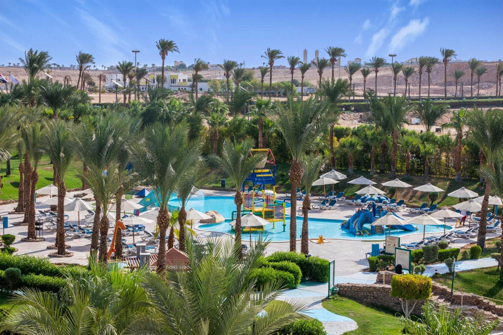 Xperience Kiroseiz Aquapark Premier-Naama Bay Sharm El Sheikk Exterior foto Hilton Luxor Resort